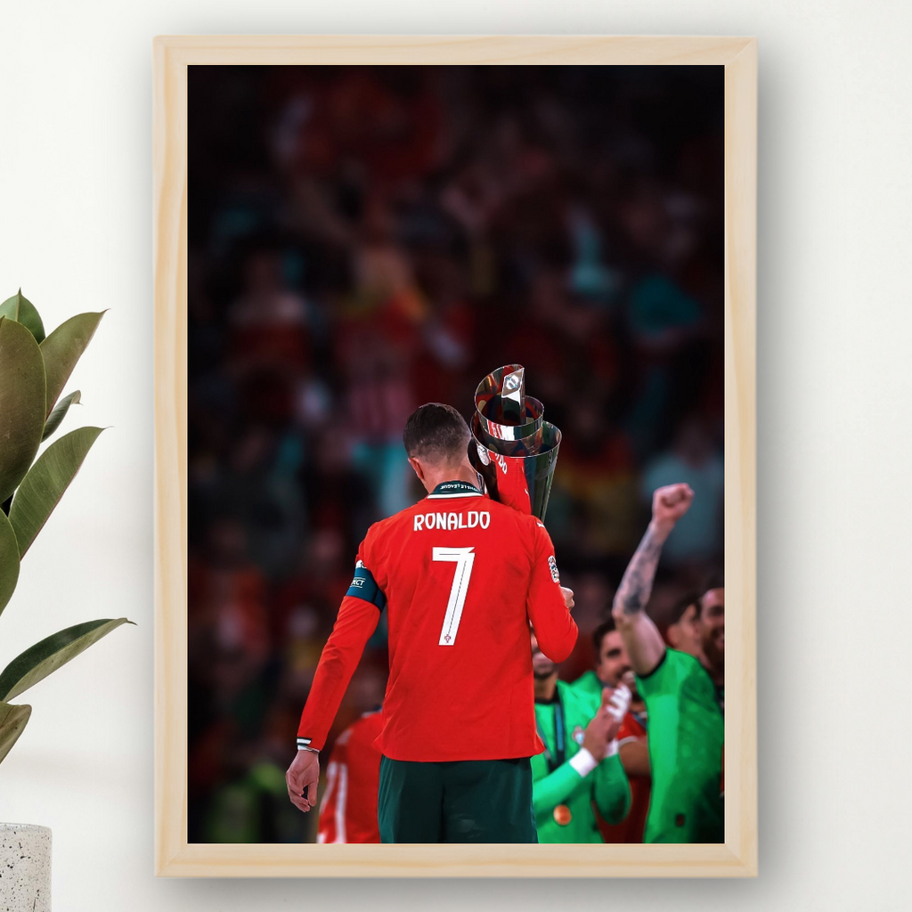 Cristiano Ronaldo Framed Print – Aesthetic Wall Decor