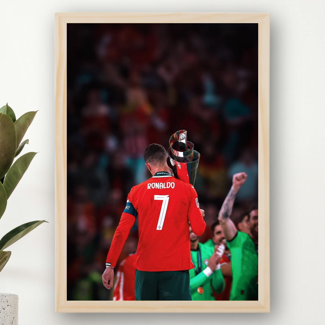 Cristiano Ronaldo Framed Print – Aesthetic Wall Decor