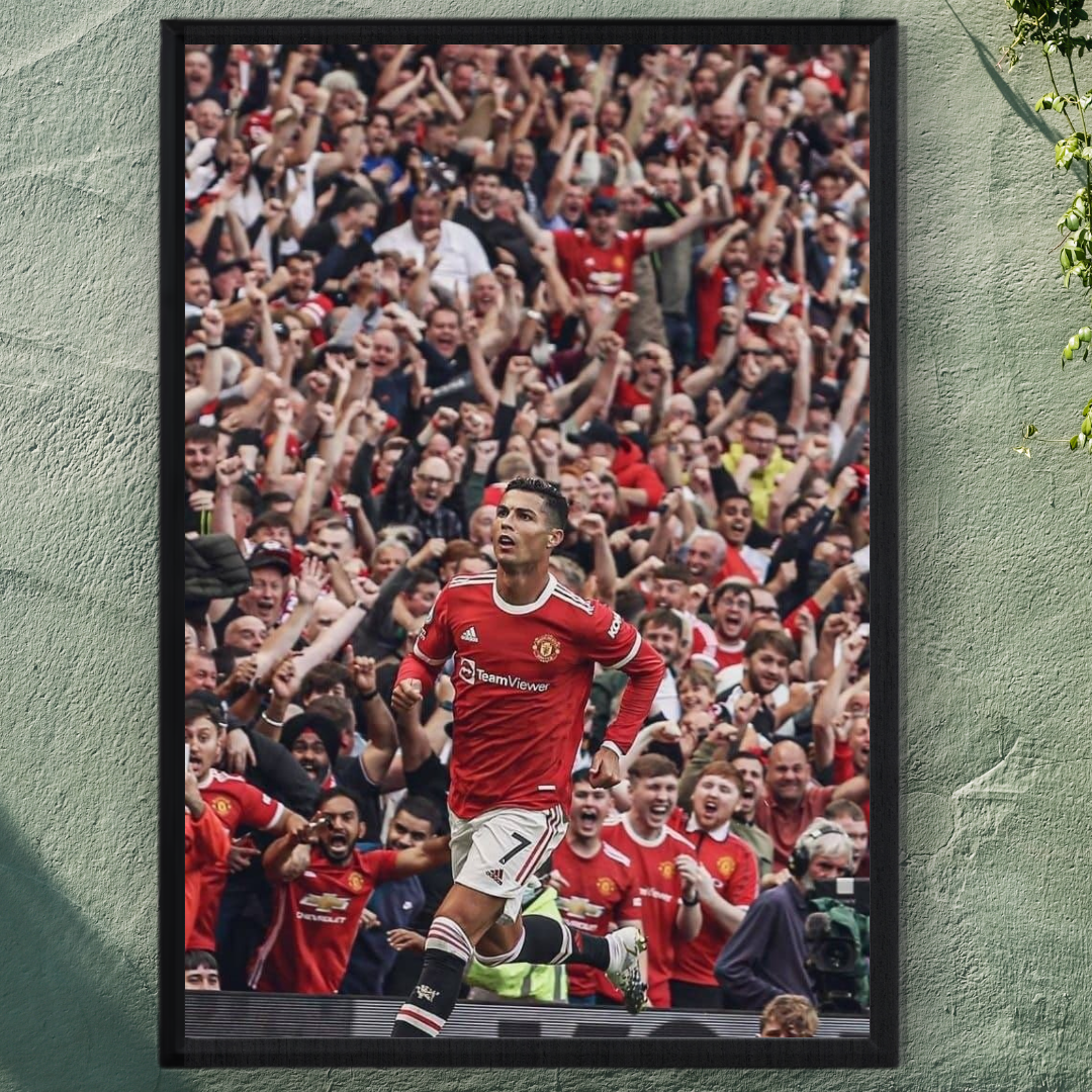 Cristiano Ronaldo Framed Print – Aesthetic Wall Decor