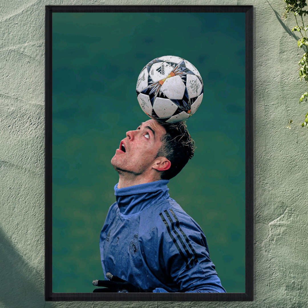 Cristiano Ronaldo Framed Print – Aesthetic Wall Decor