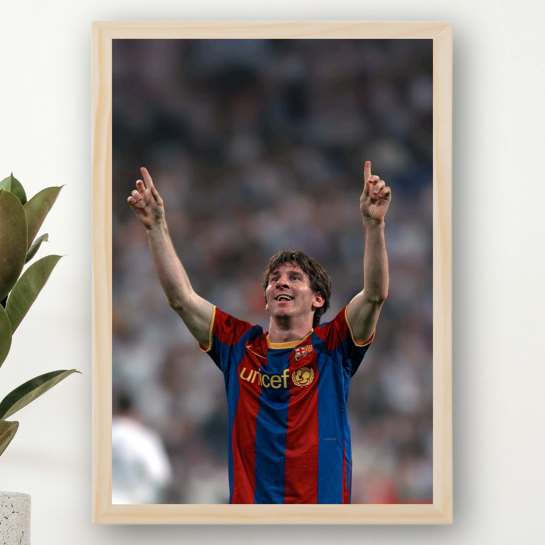 Lionel Messi Framed Print – Aesthetic Wall Decor